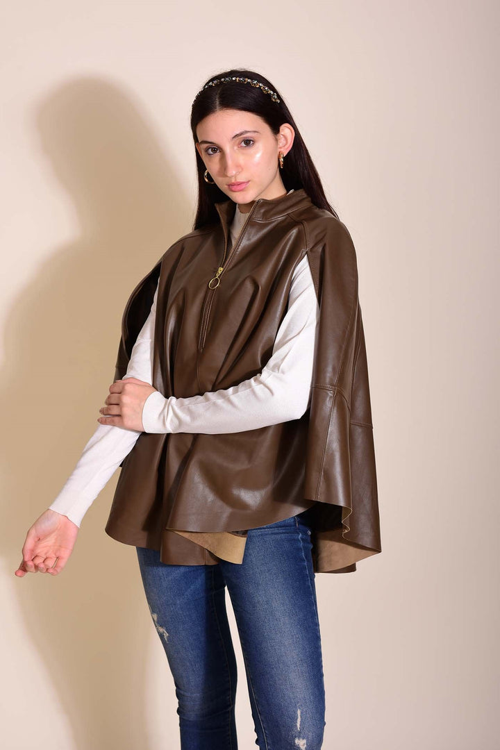 Yaylie's Poncho Jacket - Brown