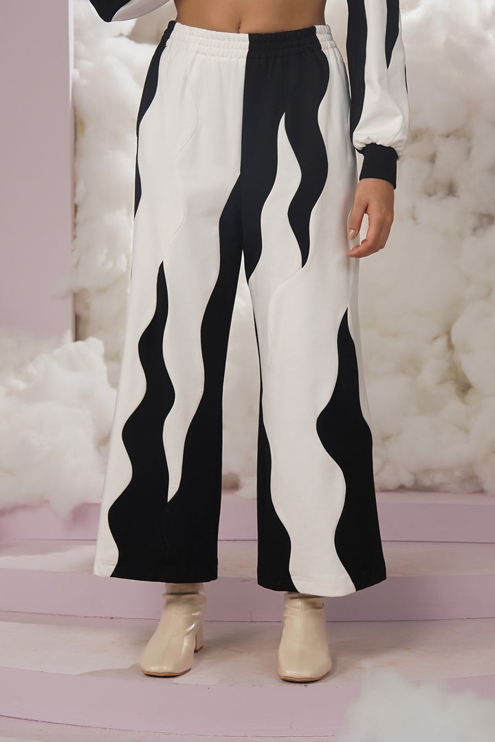 Basket pants- black and white