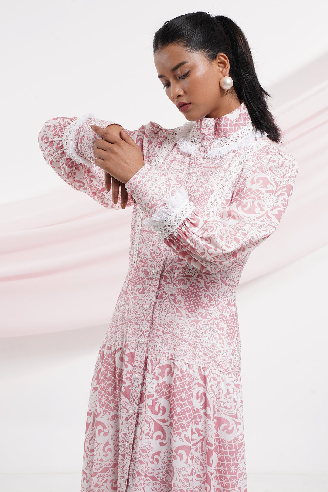 La Vie En Rose Dress - Pink Lace