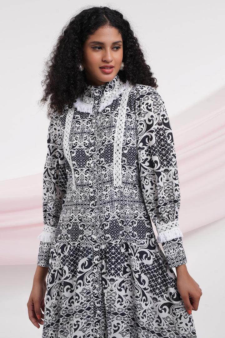 La Vie En Rose Dress - Black Lace