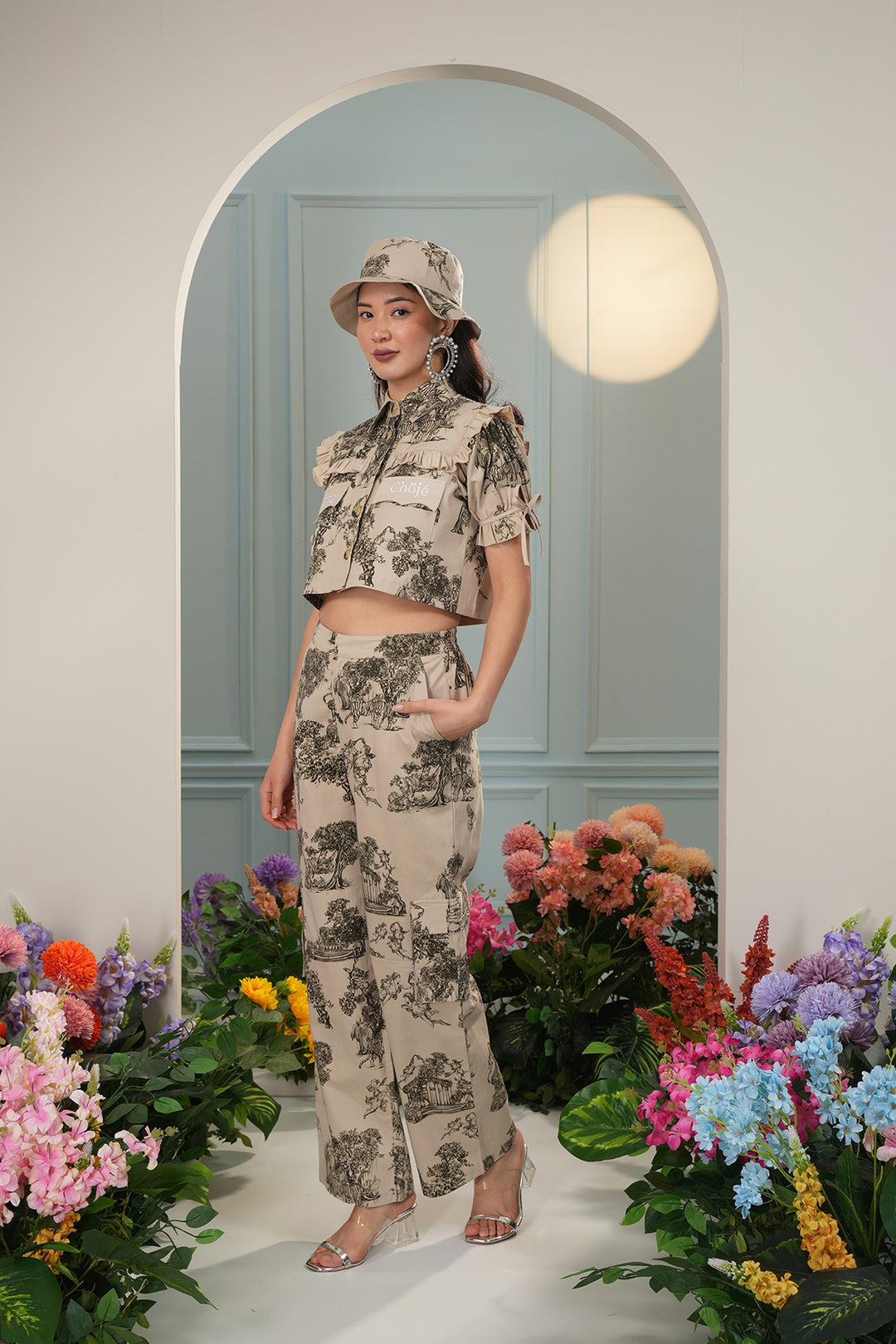 Lolita Cargo Pants - Toile Beige