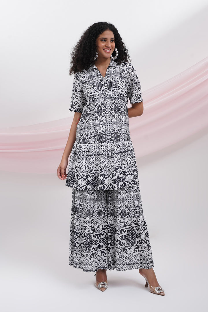 Moving On Pants-Black Lace