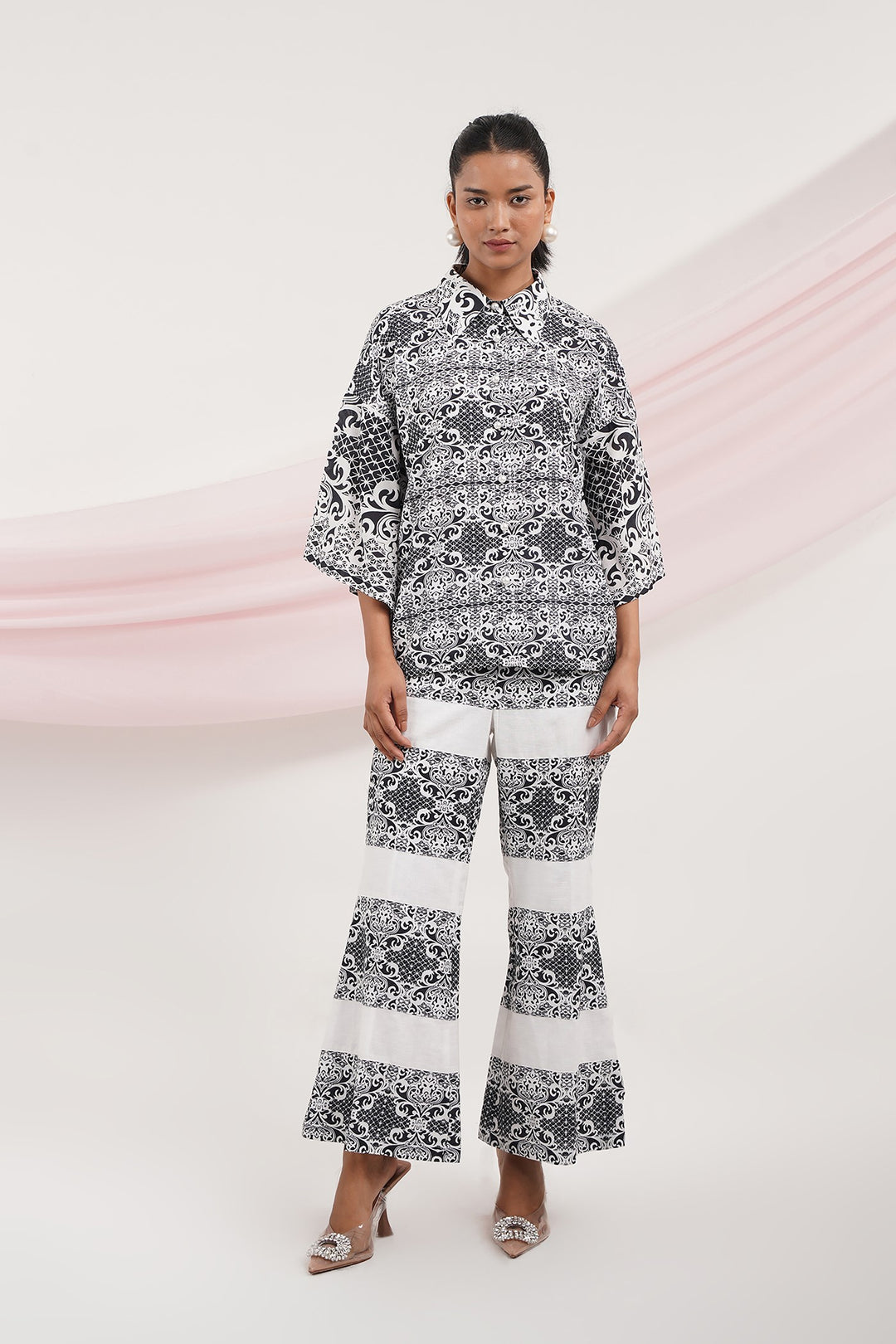 Sizzle Pants- Black Lace