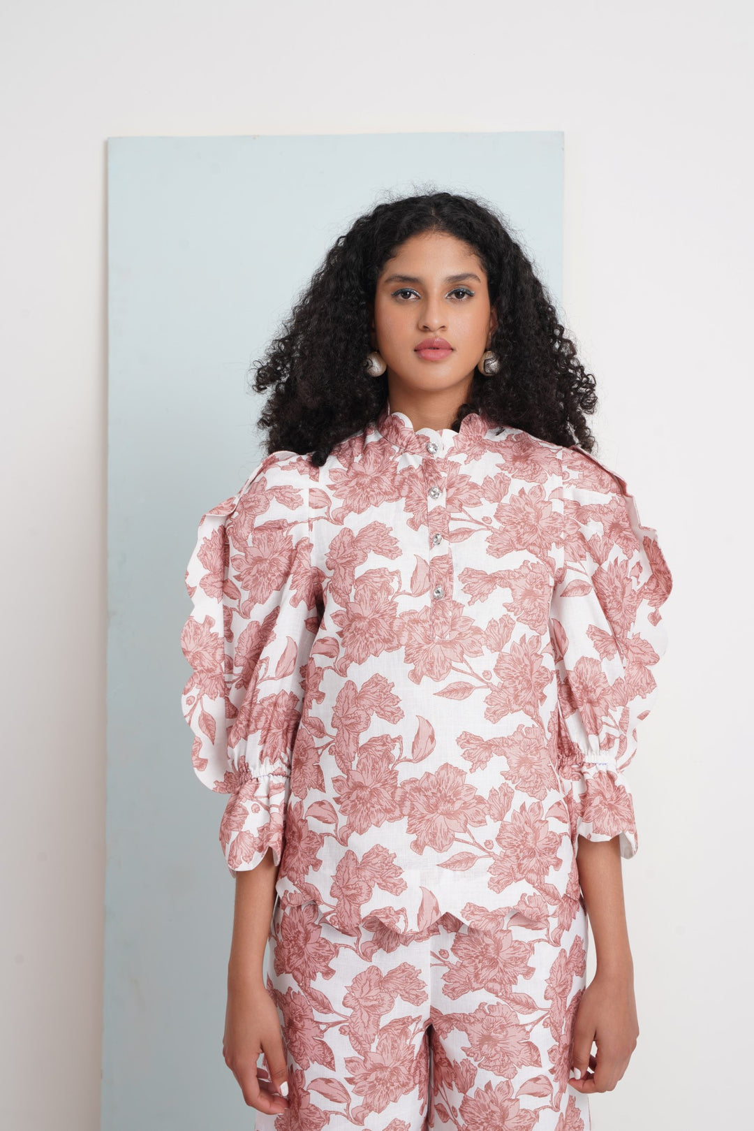 Yours Truly Top-Brown Floral