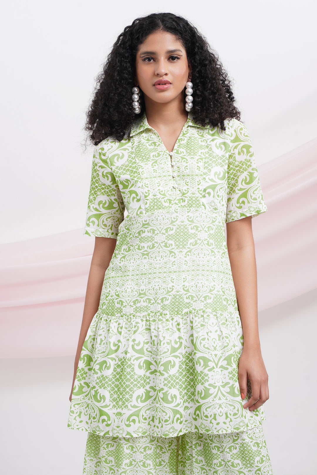 Moving On Top-Green Lace