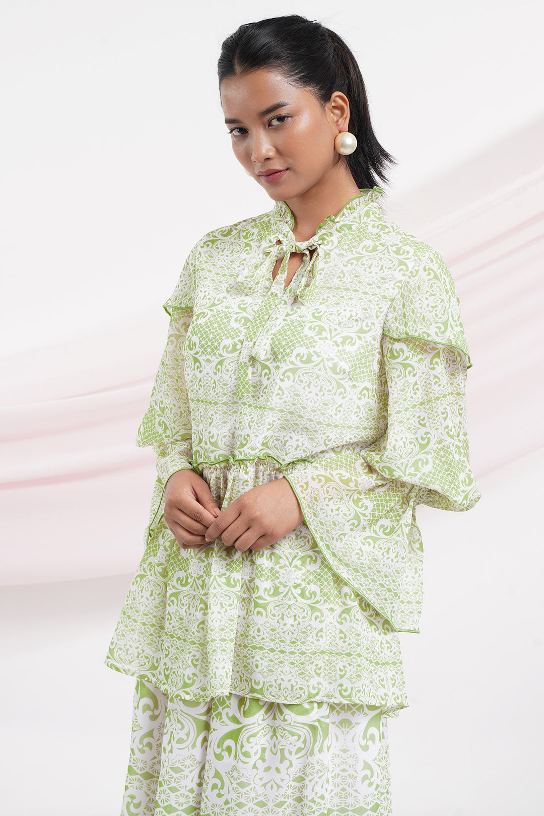 Taki Taki Top- Green Lace