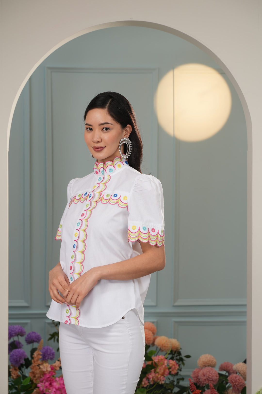 Dilly Dally Top- White