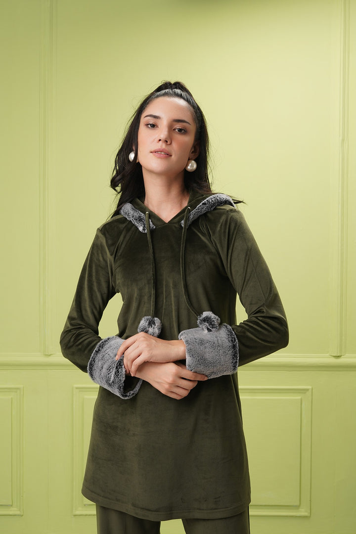 Queen Bee Top- Olive