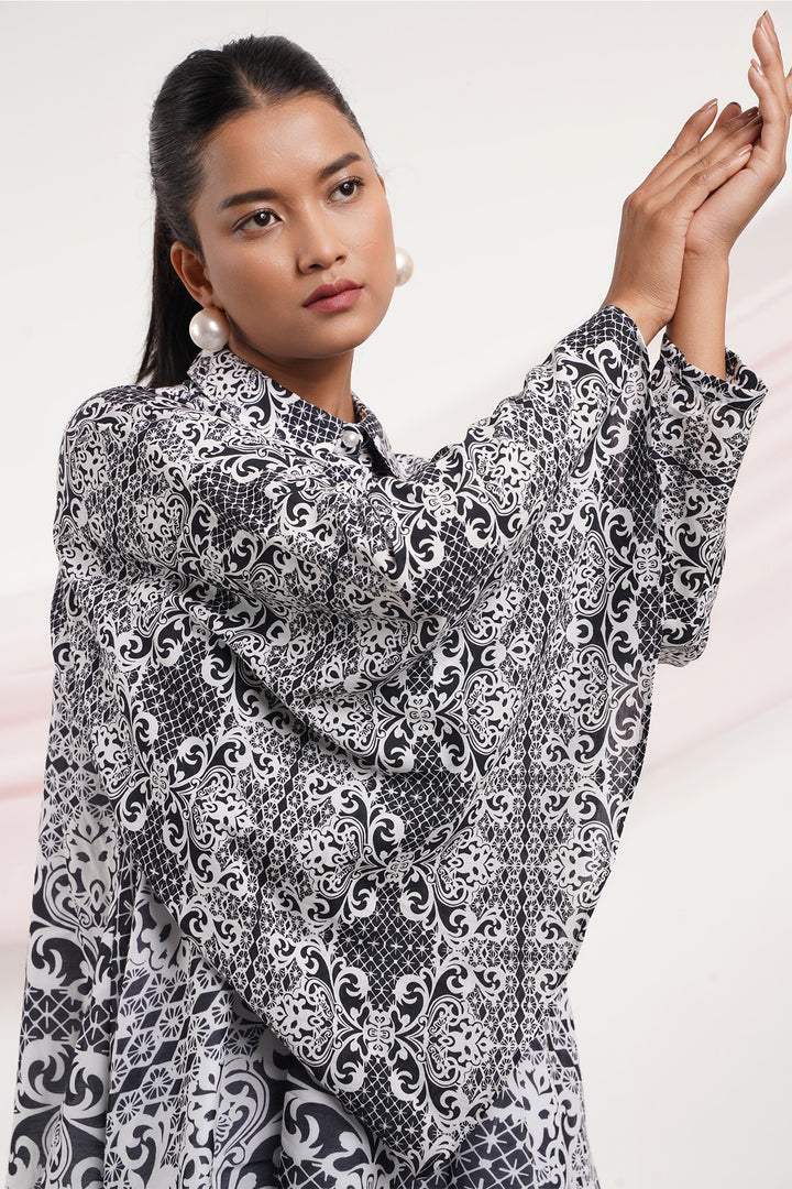 Roothi Top- Black Lace