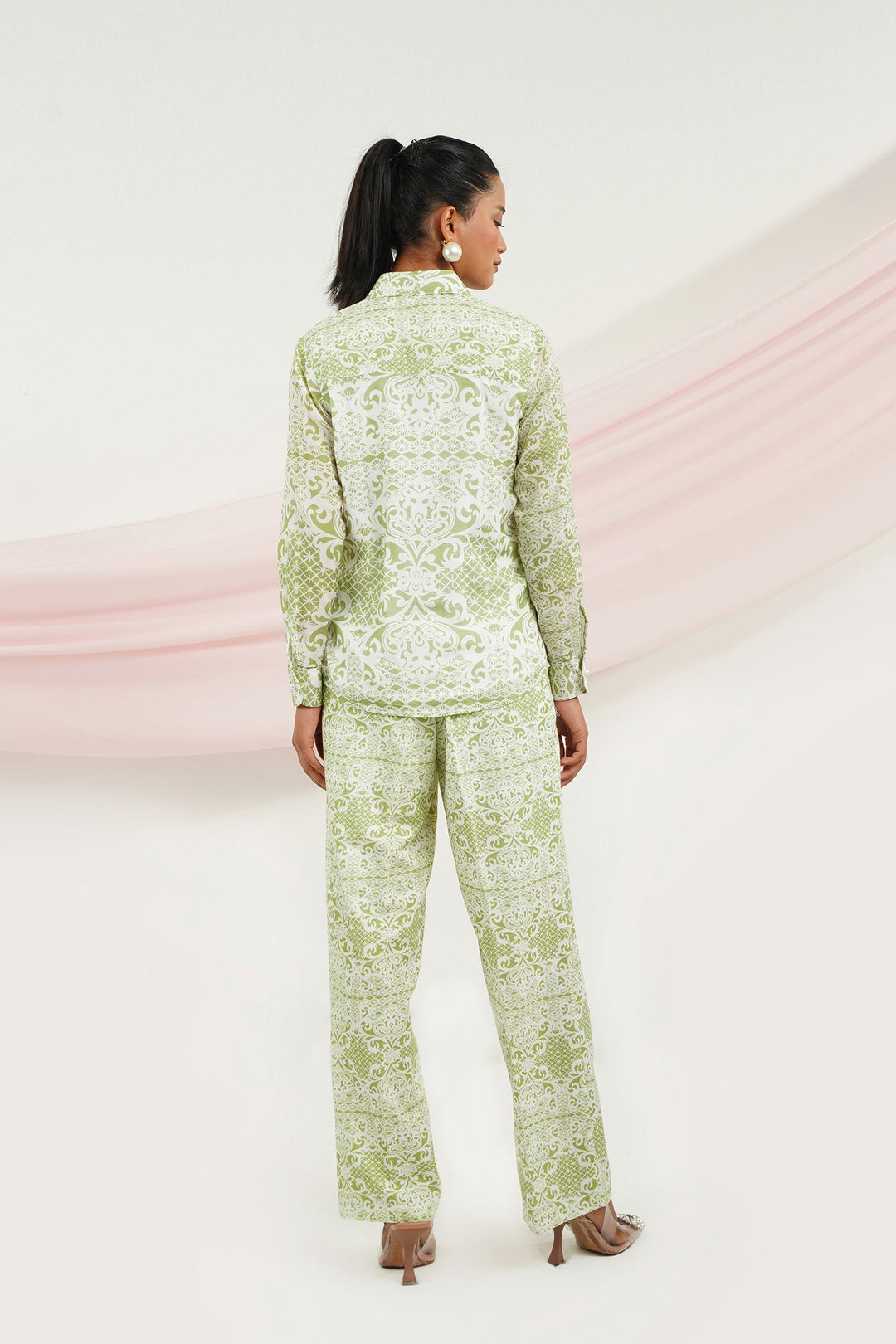 Wing It Top- Green Lace