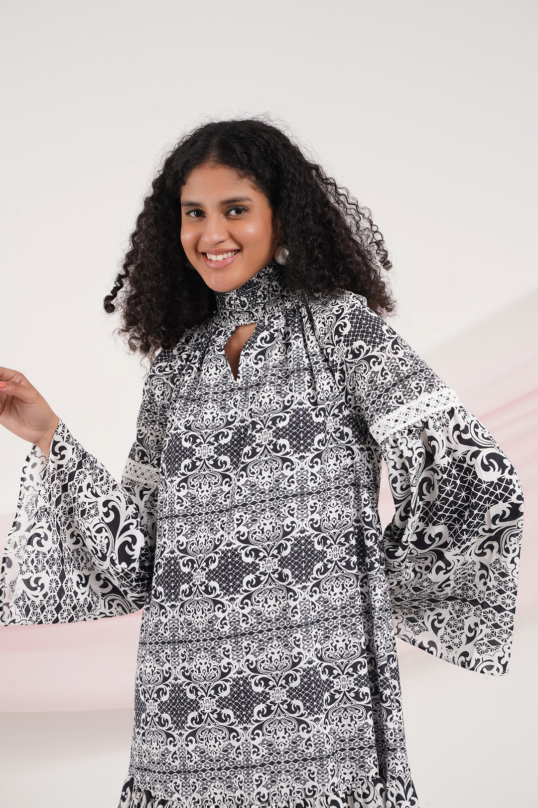 Curizio Dress - Black Lace