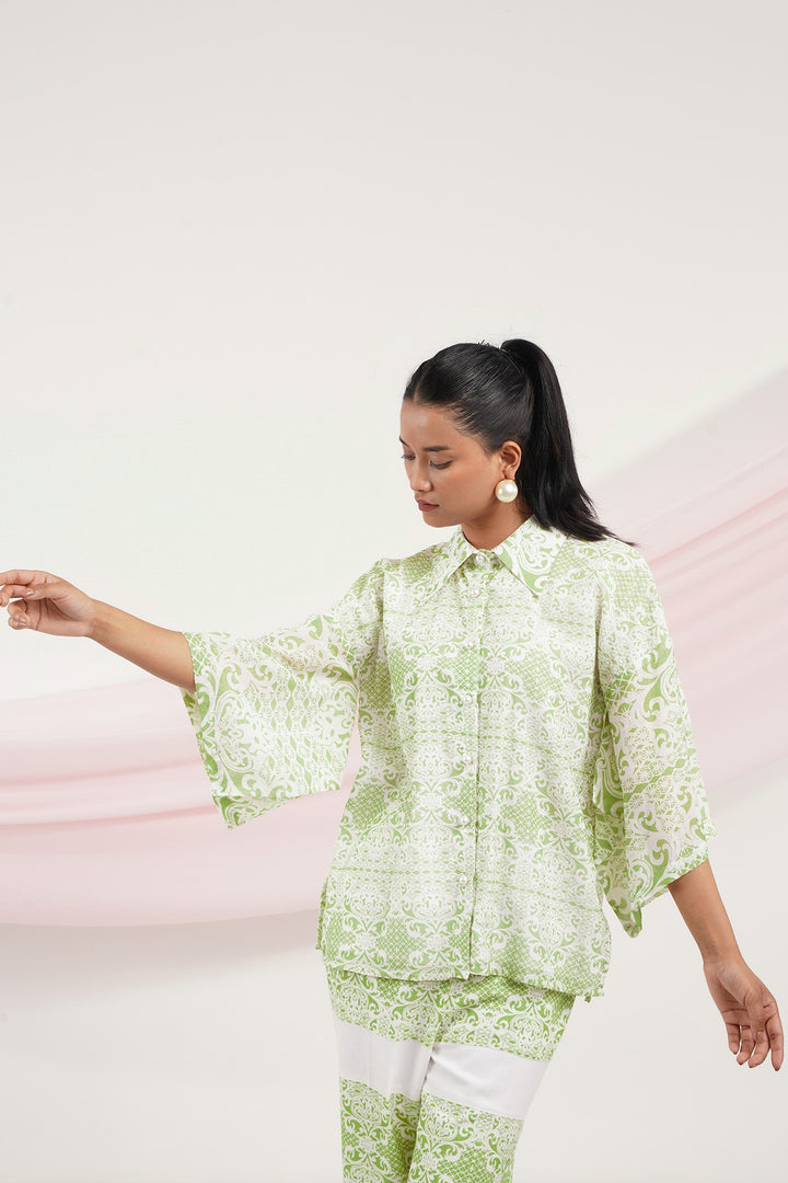 Sizzle Top- Green Lace