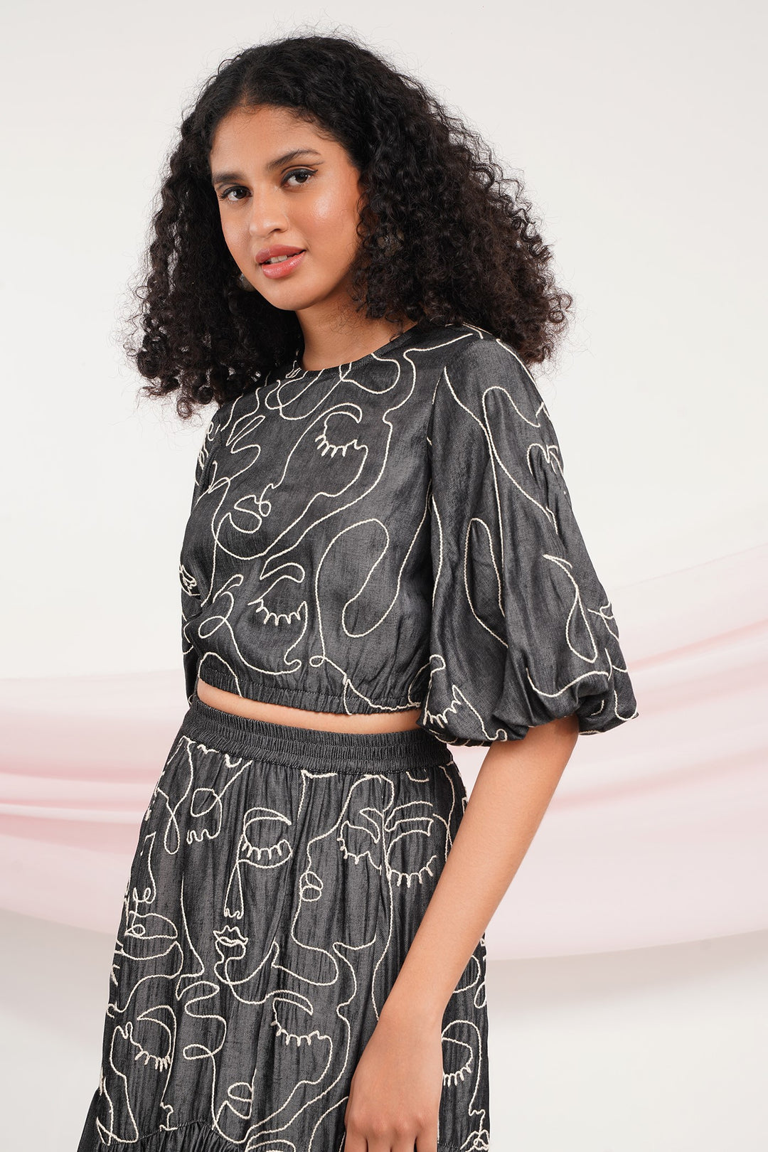 I Do Top- Faces Black