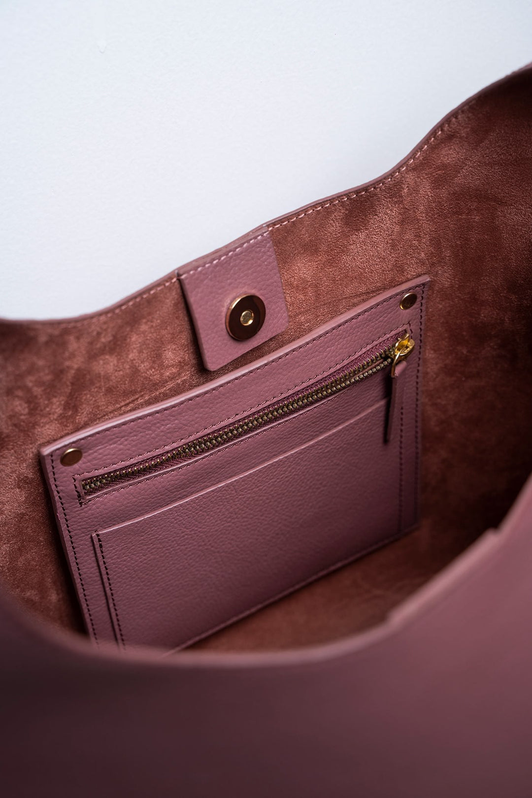 Janet Shopper - Rose