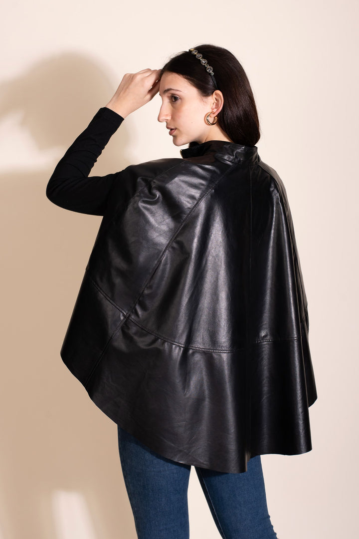 Yaylie's Poncho Jacket - Black