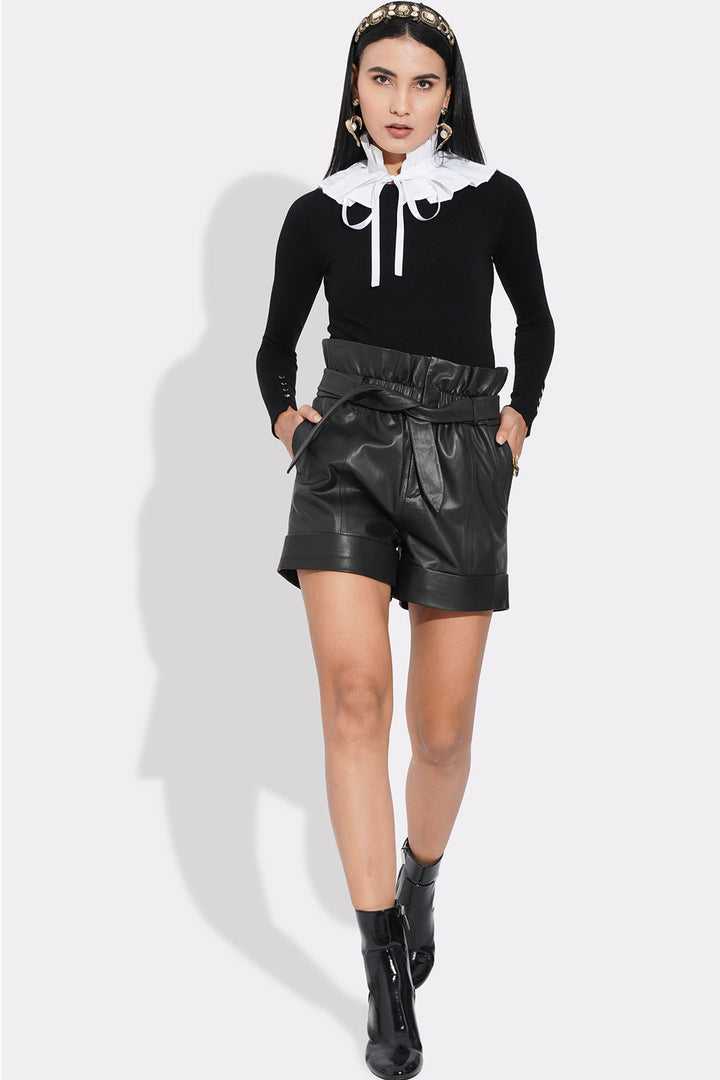 Mia Shorts- Black