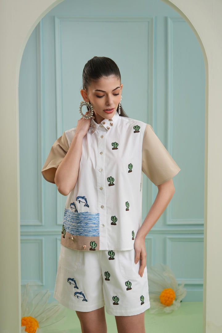 Vacay mode on shorts-beach