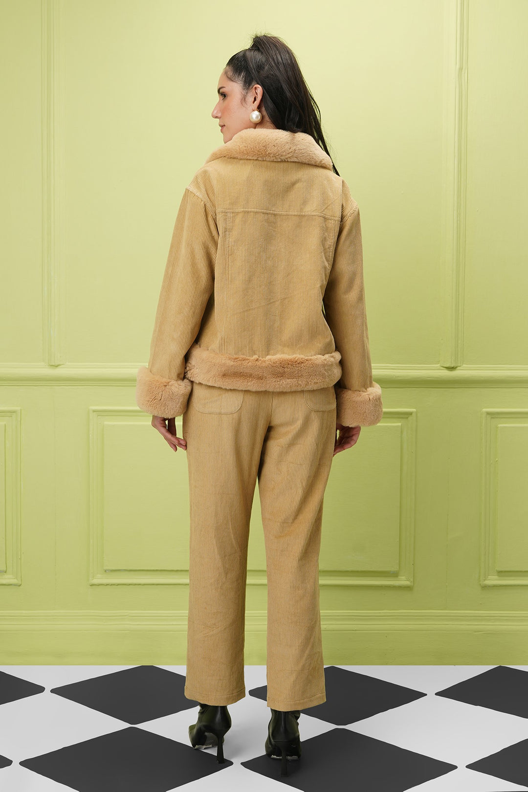 Hot Chocolate Jacket -Beige