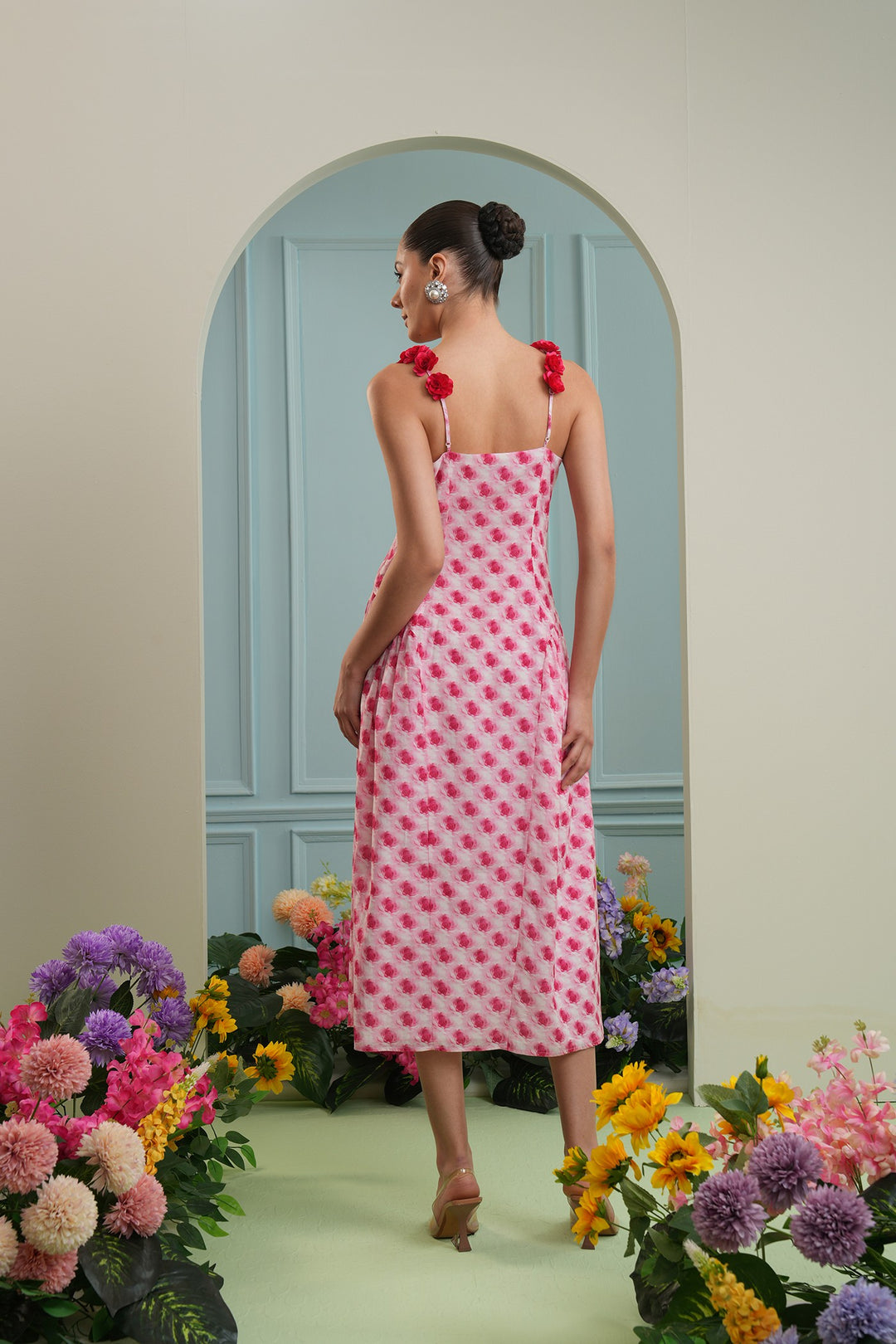 Loro dress- roses
