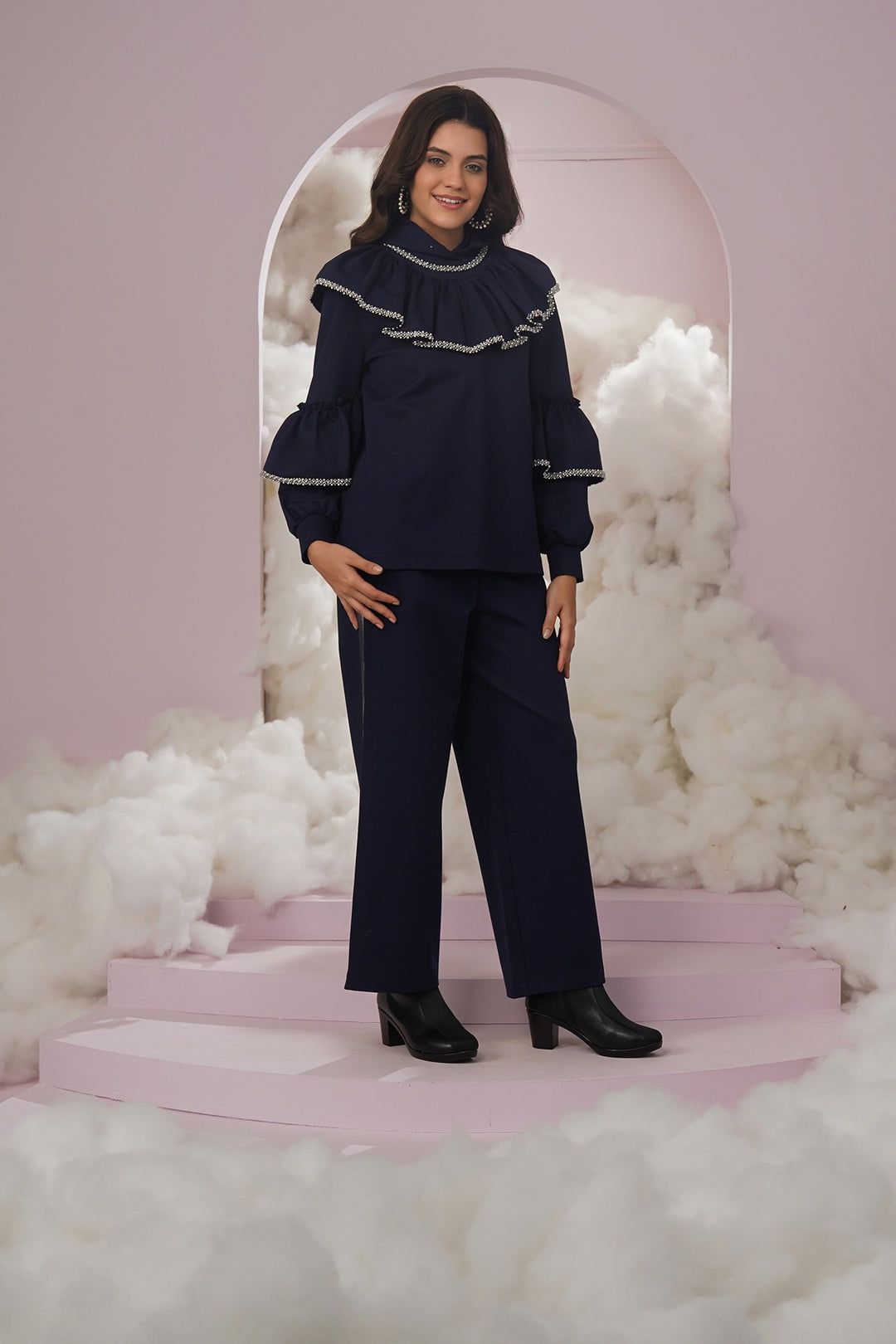 Chill scene hoodie- navy