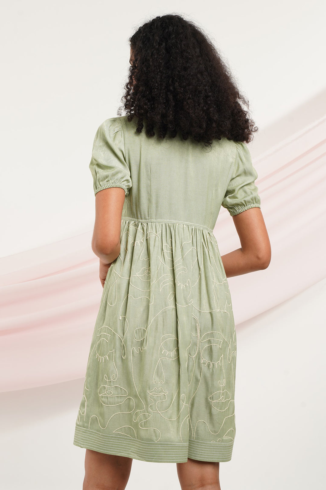 Tia Dress - Pistachio