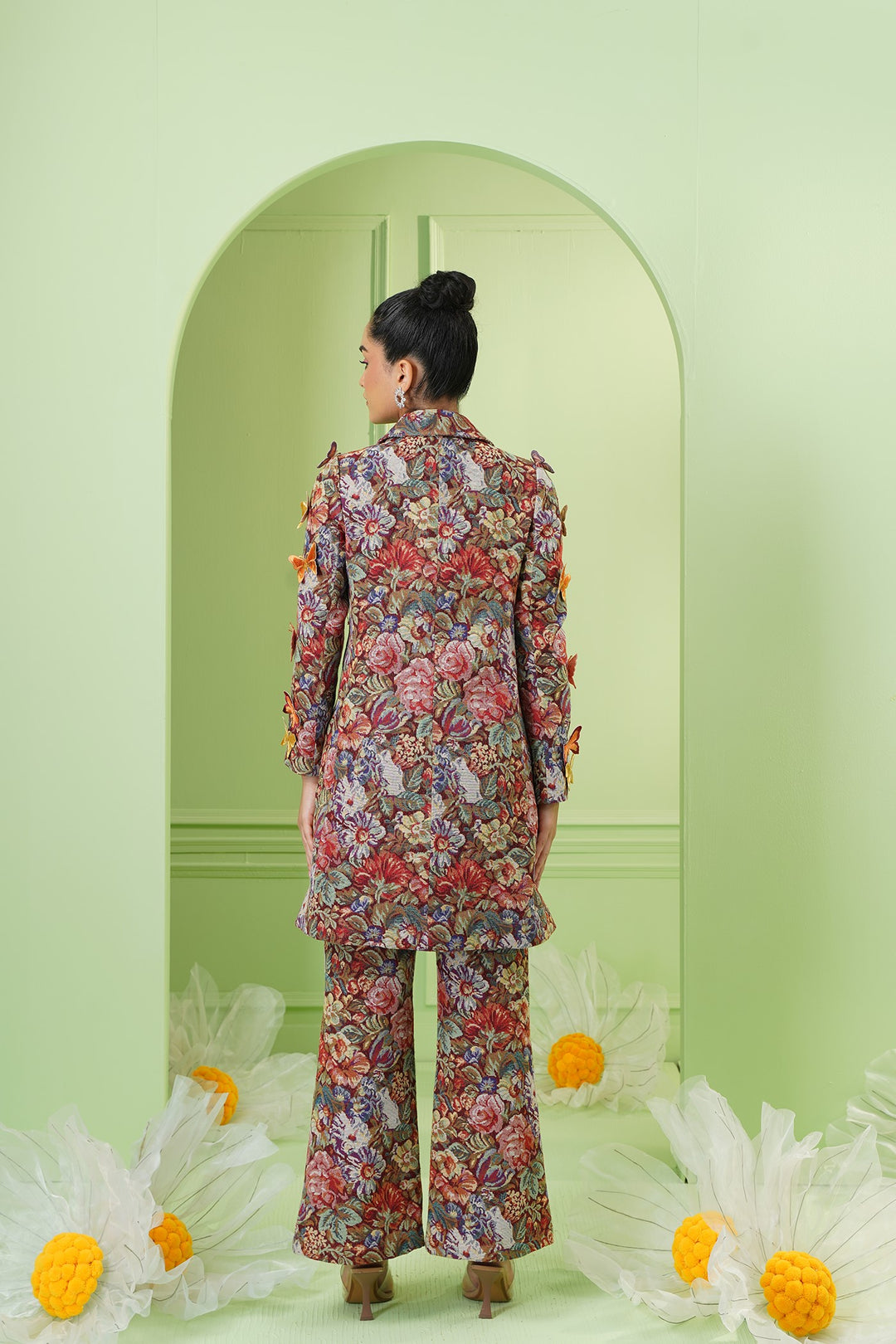 Mirangi Overcoat - Roses