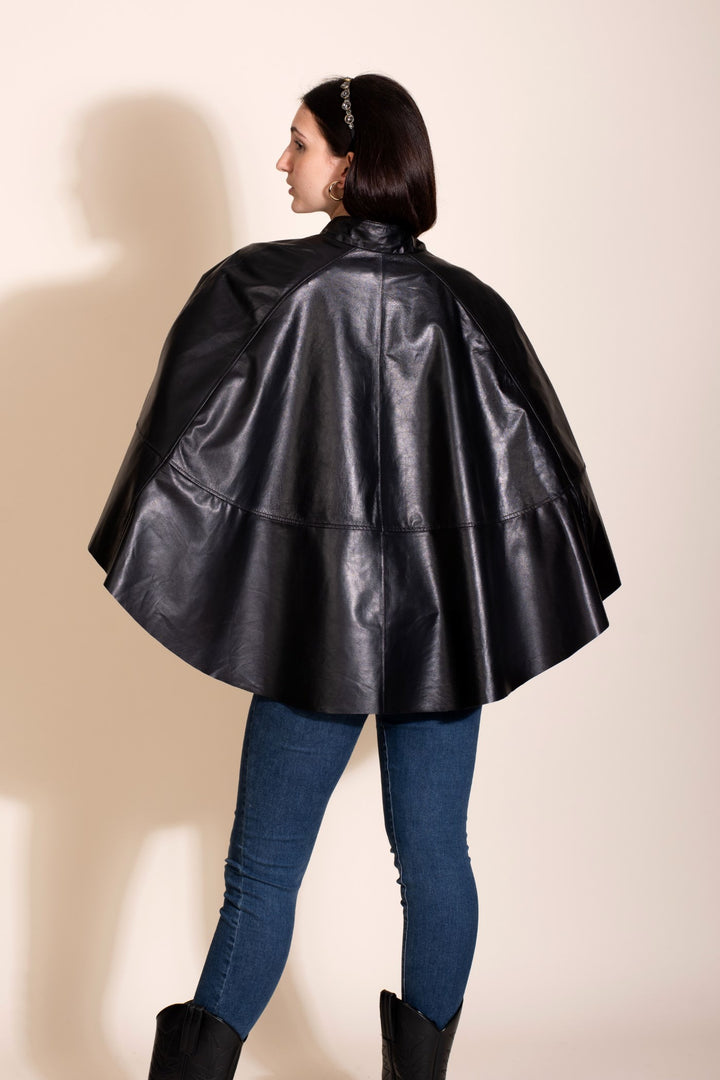 Yaylie's Poncho Jacket - Black